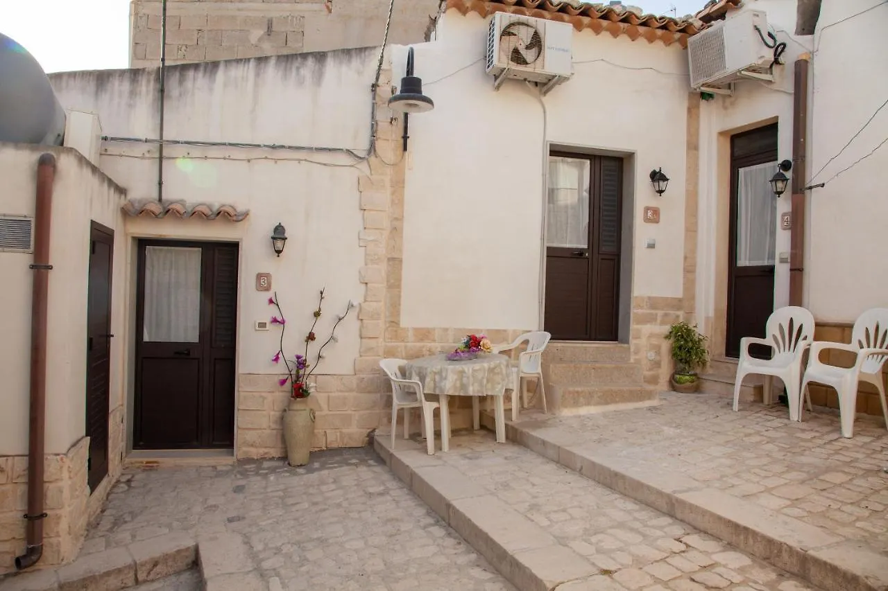 Vila Anticu Dammusu 3 Scicli